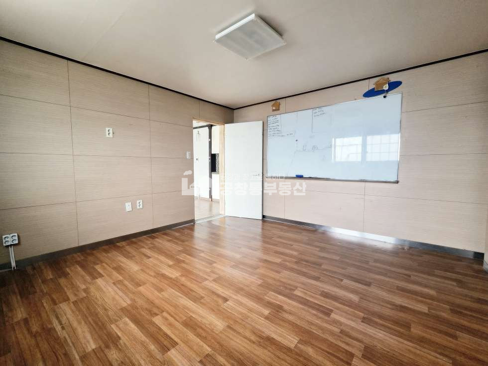 경기 파주시 탄현면 법흥리 4차선인근 소형상가 알짜땅 매매 (국유지옆) 매매 매물번호 10056 사진 5