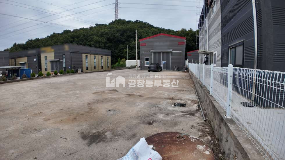 경기 파주시 월롱면 덕은리 월롱ic앞 2차선변 근생 깔끔 준신축 창고 마당大 주자편리 월세 매물번호 10290 사진 3