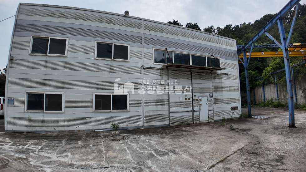 경기 파주시 탄현면 금산리 가동 제조가능 민원無 내외부 호이스트 대형 창고임대 자원순환시설 월세 매물번호 10239 사진 1