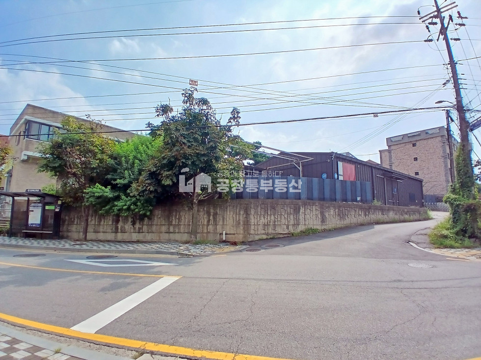 경기 고양일산서구 덕이동 6차선도로인근 사무실완비 즉시입주가능한 창고매매 매매 매물번호 10109 사진 2